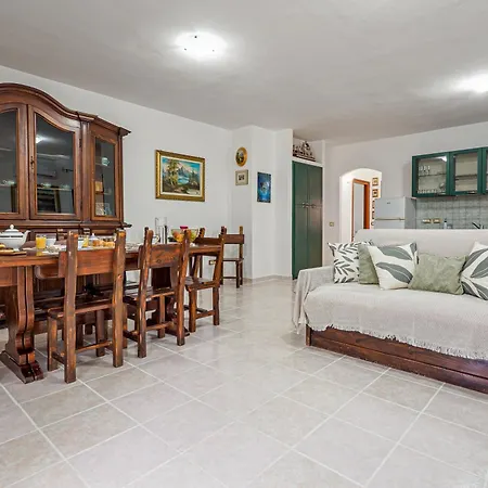 Apartamento Casa Elisa Padru